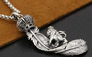 Кулон в презент