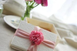 Подарочная упаковка в нежном стиле
