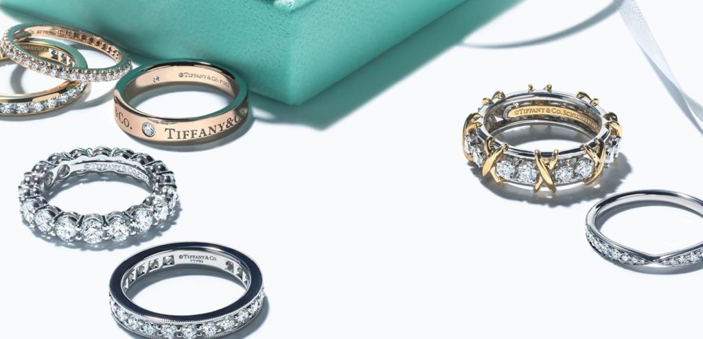 Кольцо обручальное c бриллиантом TIFFANY