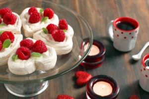 Праздничное вкусное безе