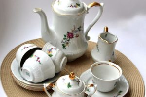 Чайный фарфоровый сервиз