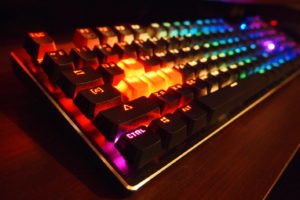 Игровая светящаяся клавиатура