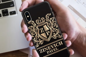 Именной чехол для телефона