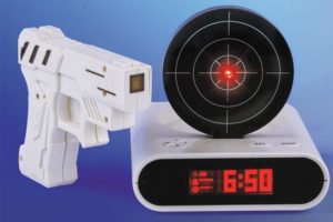 Будильник с мишенью Gun Alarm Clock