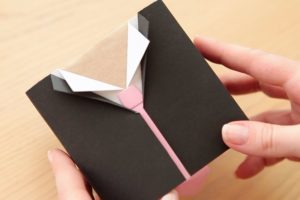 Необычная упаковка презента