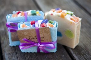 Мыло ручной работы - Конфетти